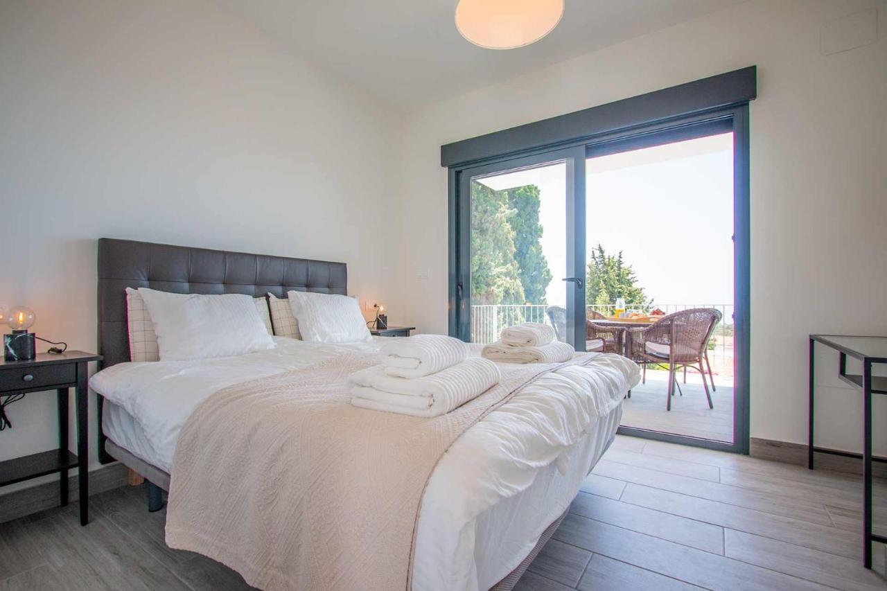 Capistrano Garden, Piscina Privada Y Vistas Al Mar Nerja Exterior foto